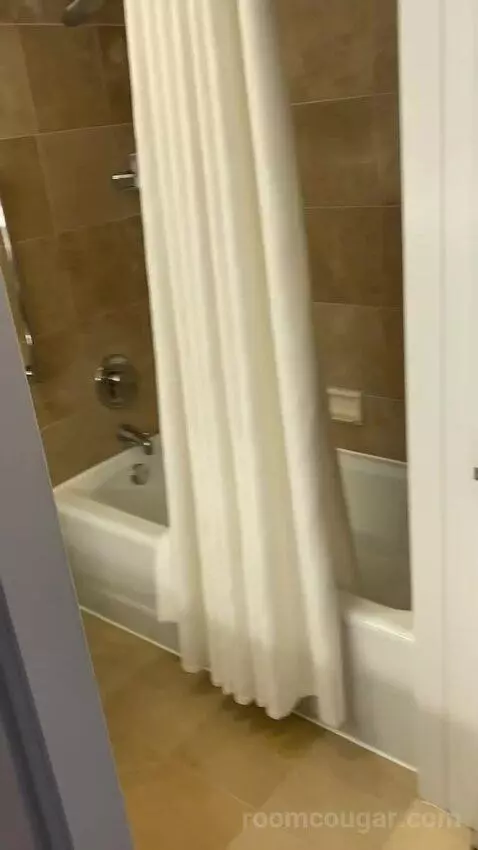 Double Room with 2 Double Beds and Monument View bathroom picture #10