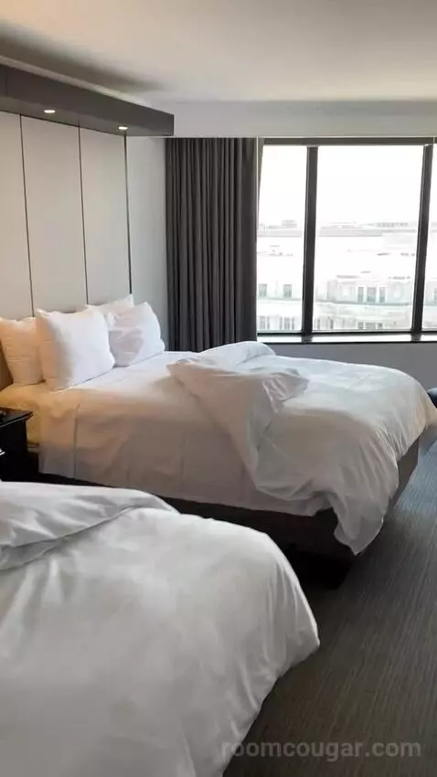 Double Room with 2 Double Beds and Monument View bed picture #3