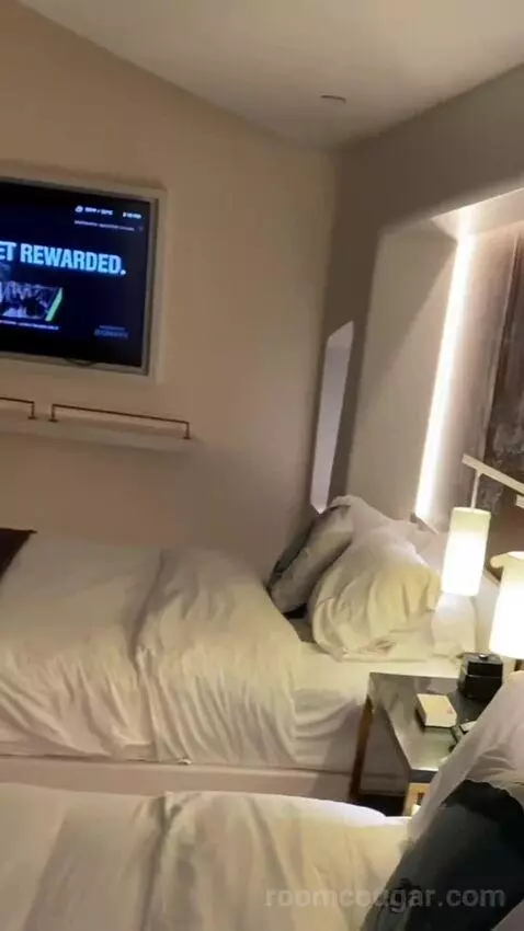 Superior Double Queen bed picture #7