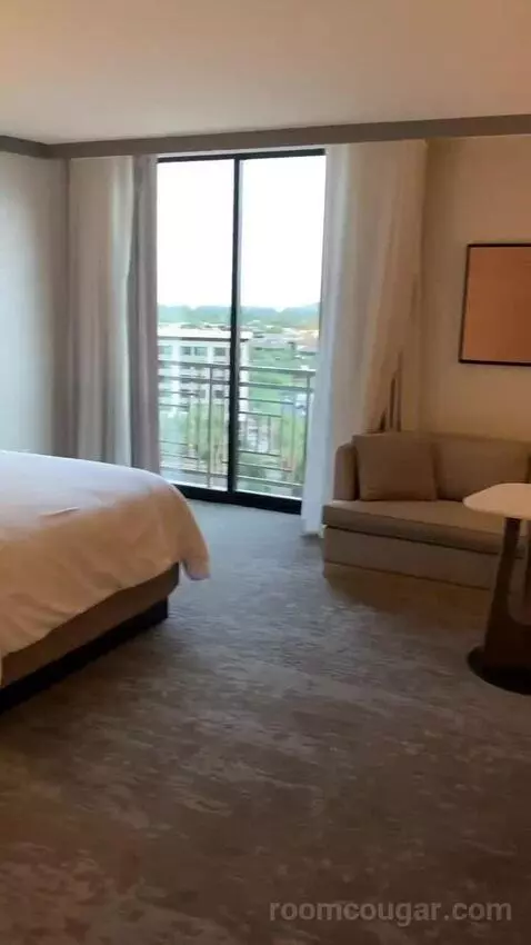 2 Queen Beds, Junior Suite (#1128) view picture #3