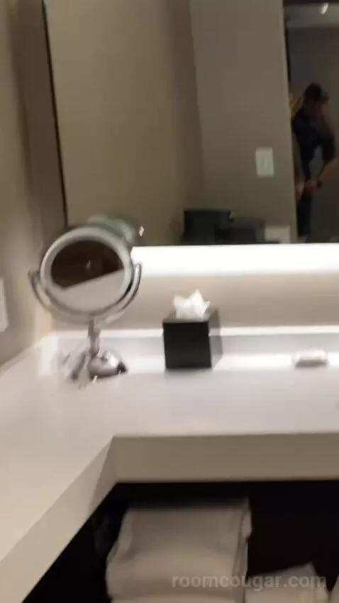 Double Room with Bay View bathroom picture #1