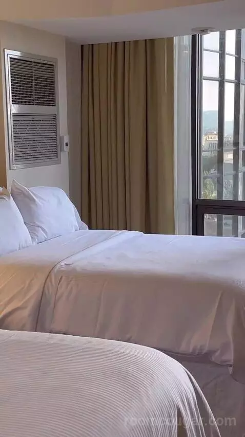Guest Room, 2 Double, City View bed picture #10