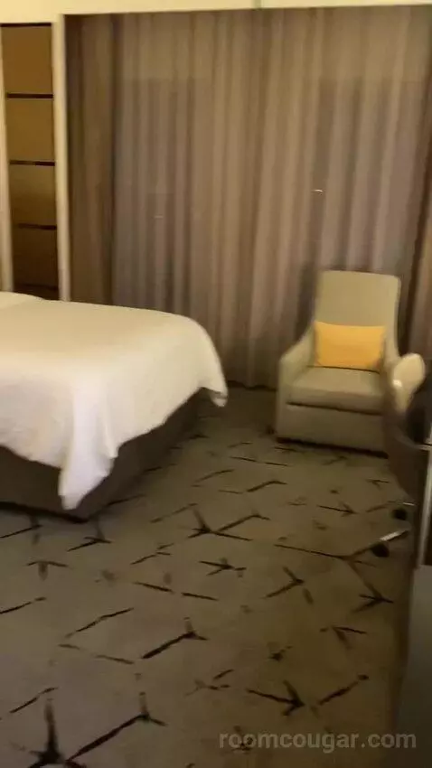 Club Lounge Access, Guest Room, 2 Queen, Top Floor bed picture #6