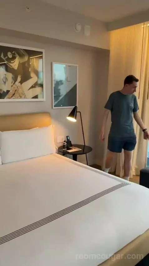 Suite | View Studio King bed picture #8
