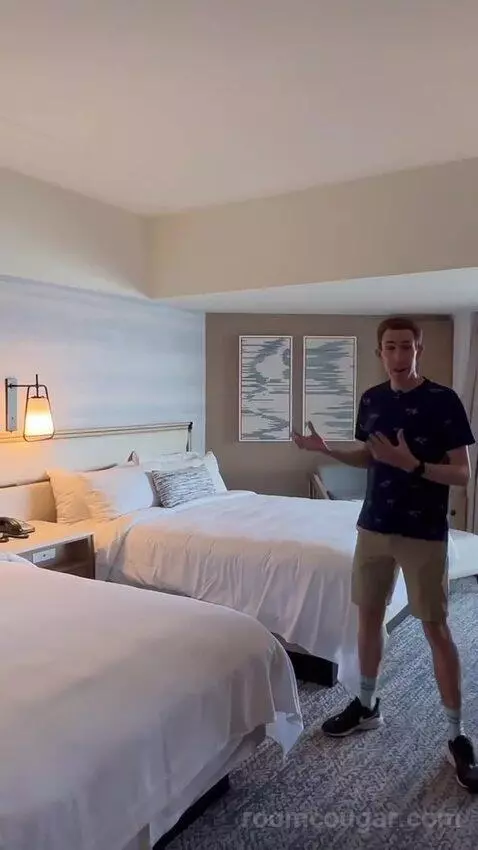 2 Queen Beds, Bay View, Balcony, Guest Room (#2030) bed picture #3