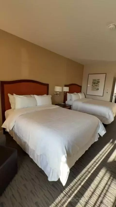 Traditional, Guest Room, 2 Queen, Balcony (#2233) bed picture #8