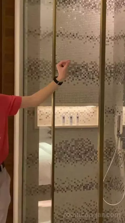 Deluxe Twin Room, Guest Room, 2 Double, Dubai Canal View bathroom picture #1
