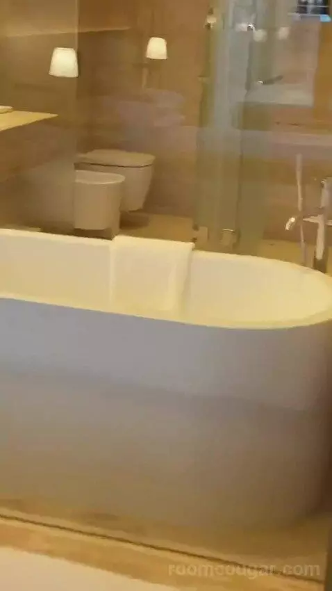 Deluxe, Guest Room, 2 Queen, Burj Khalifa View, Balcony (#1514) bathroom picture #5