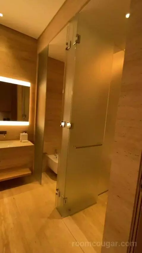 Deluxe, Guest Room, 2 Queen, Burj Khalifa View, Balcony (#1514) bathroom picture #11