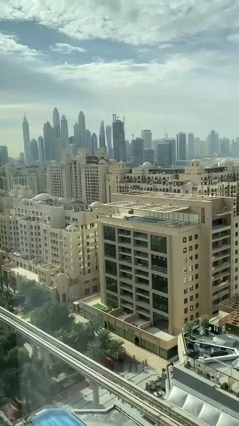 Deluxe Twin Room with City View (Luxurious fo) view picture #3