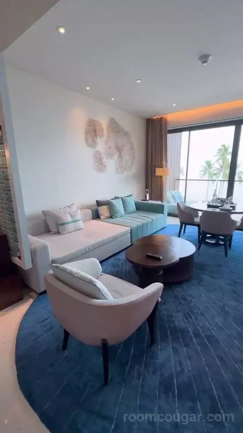 1 Bedroom Executive Ocean View Suite with Club Access (#135) view picture #2