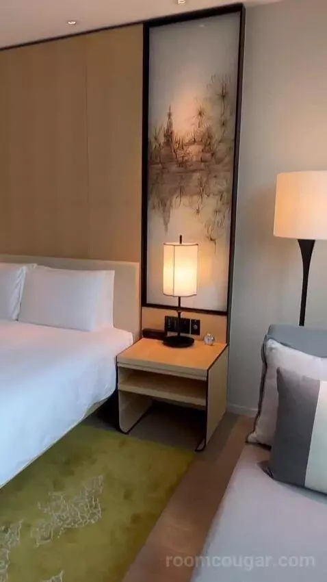 King Room bed picture #7