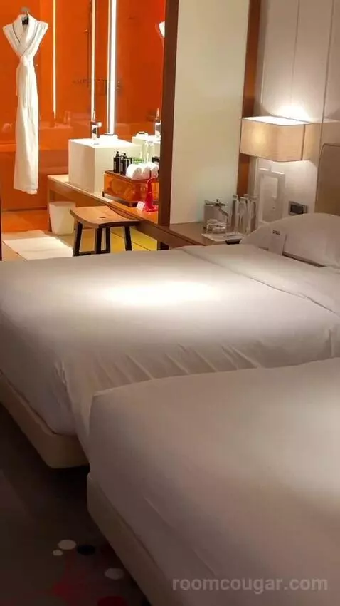 Wonderful Room, Guest Room, 2 Double, City View view picture #1