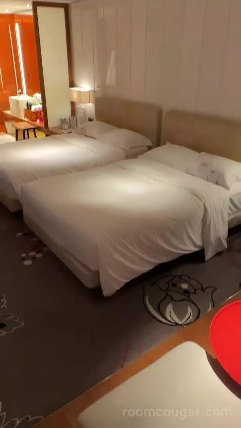 Wonderful Room, Guest Room, 2 Double, City View bed picture #10