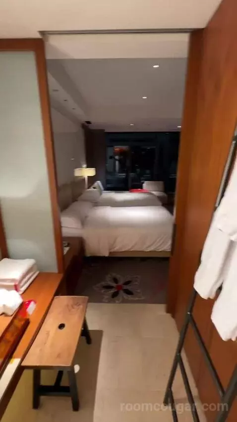 Wonderful Room, Guest Room, 2 Double, City View bed picture #2