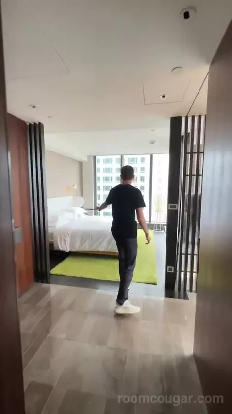 Fantastic Suite, 1 Bedroom Suite, 1 King, Taipei 101 View bed picture #2