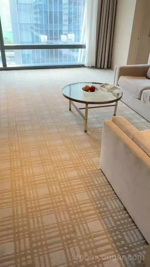 Executive Lounge Access, Suite, 1 King, Corner Room picture #1
