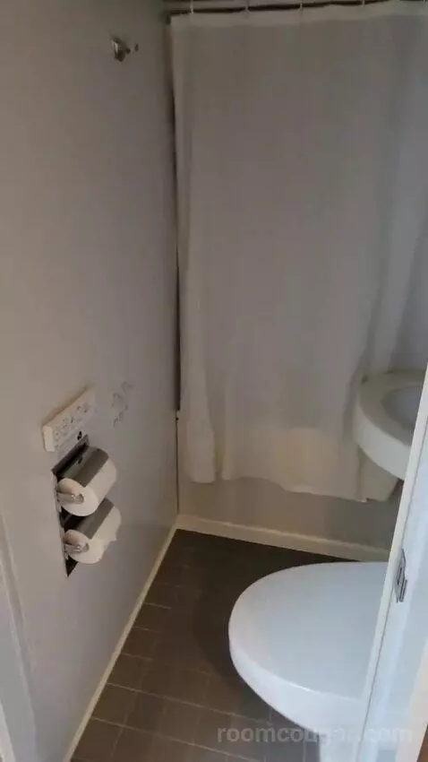 Standard Single Room (#1108) bathroom picture #1