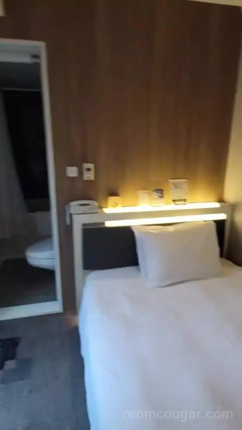 Standard Single Room (#1108) bed picture #7