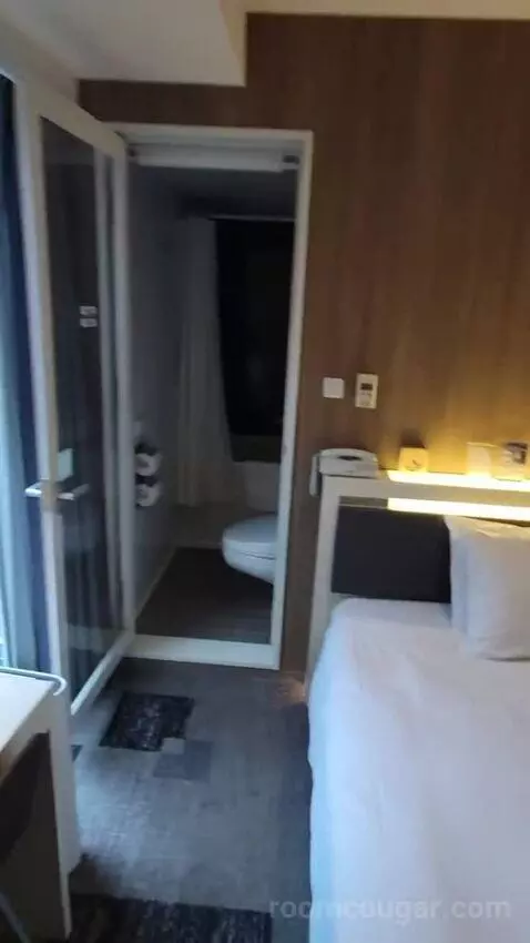 Standard Single Room (#1108) bed picture #9
