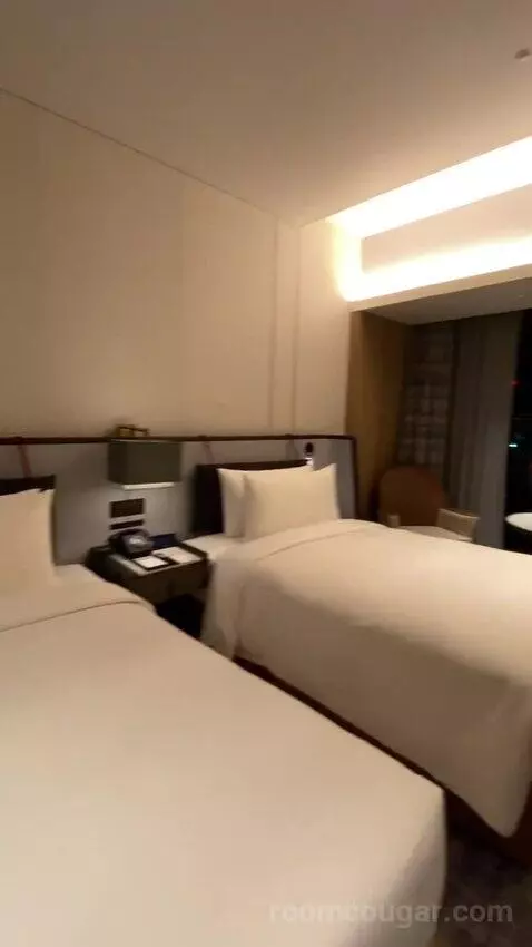 Chapter 1, Guest Room, 2 Double, Garden View, Balcony (#2506) bed picture #1
