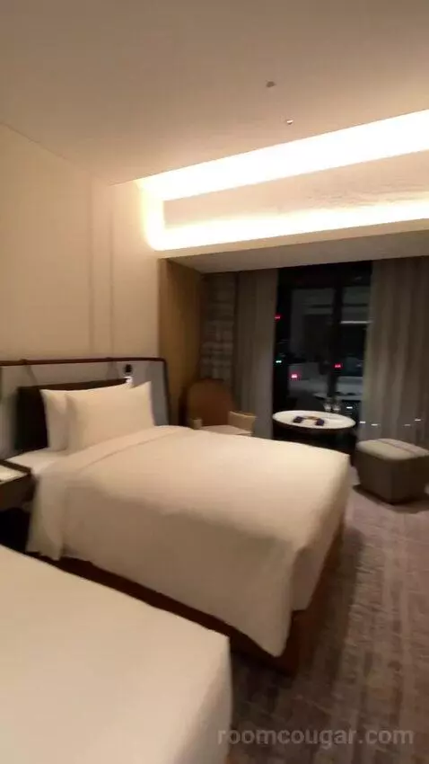 Chapter 1, Guest Room, 2 Double, Garden View, Balcony (#2506) bed picture #4
