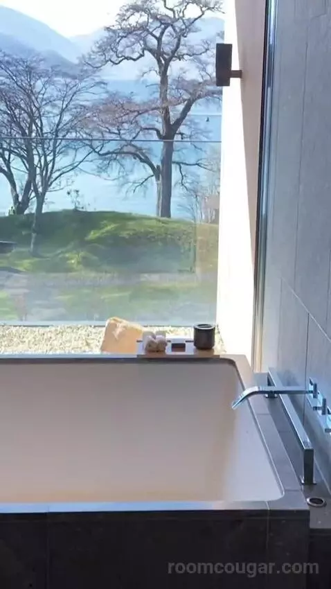 Lake Chuzenji View, Guest Room, 2 Double, Balcony (#315) bathroom picture #11