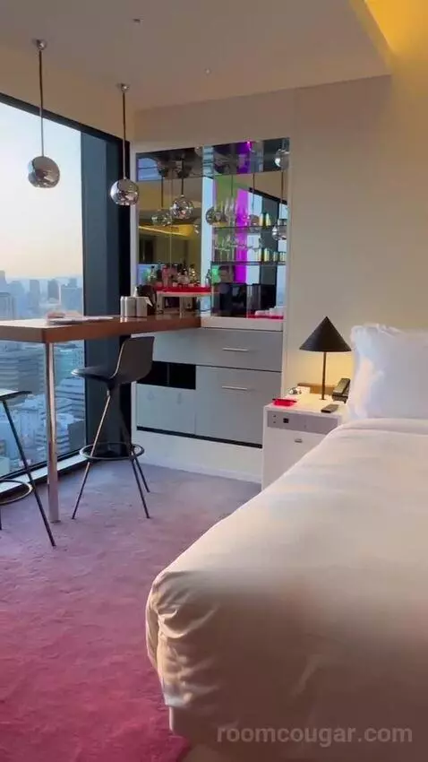 Guest Room with 2 Double, Skyline View, High Floor (#2712) bed picture #11