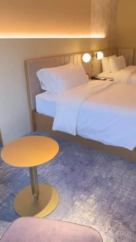 Luxury, Club Lounge Access, Suite, 2 Double Room Details bed picture #8