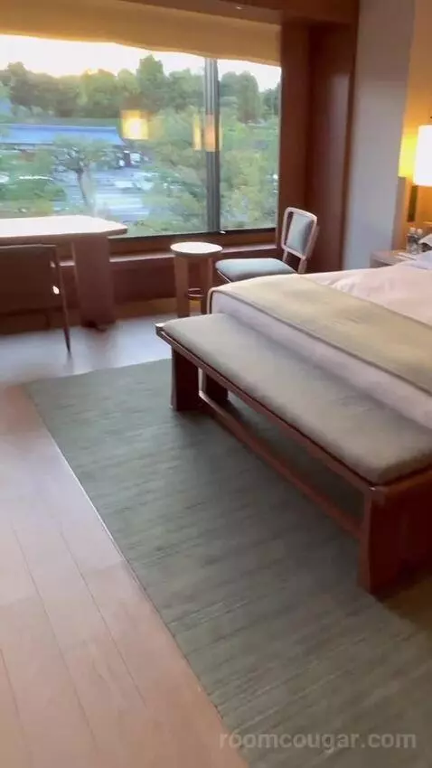 1 King Bed, Nijo Suite (#274) bed picture #12