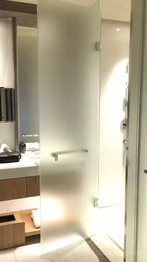 2 Double Beds, High Floor - 15th and Above, Guest Room bathroom picture #11