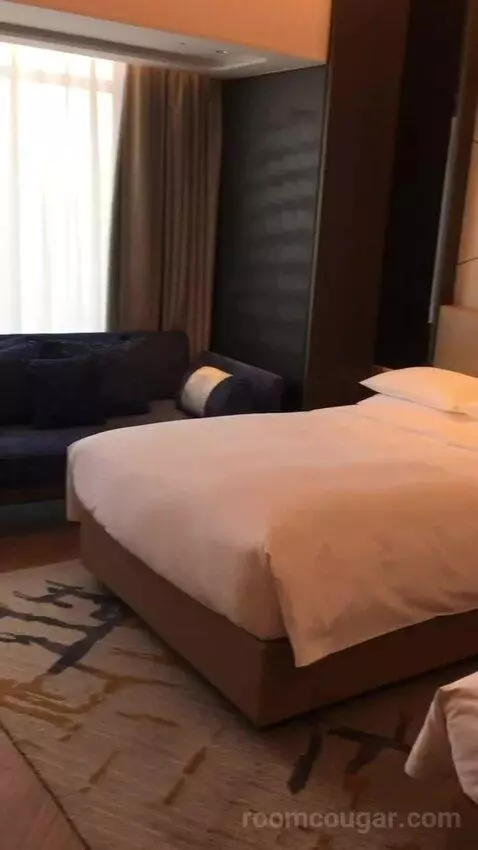 2 Double Beds, Guest Room bed picture #6