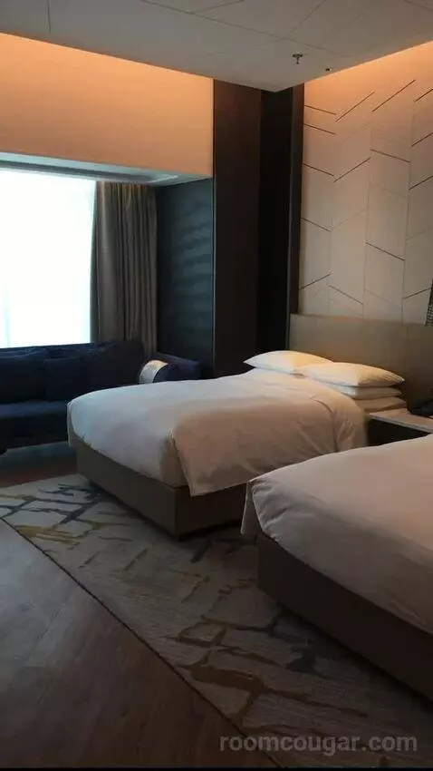 2 Double Beds, Guest Room bed picture #7