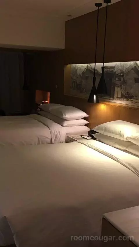 2 Double Beds, Guest Room bed picture #6