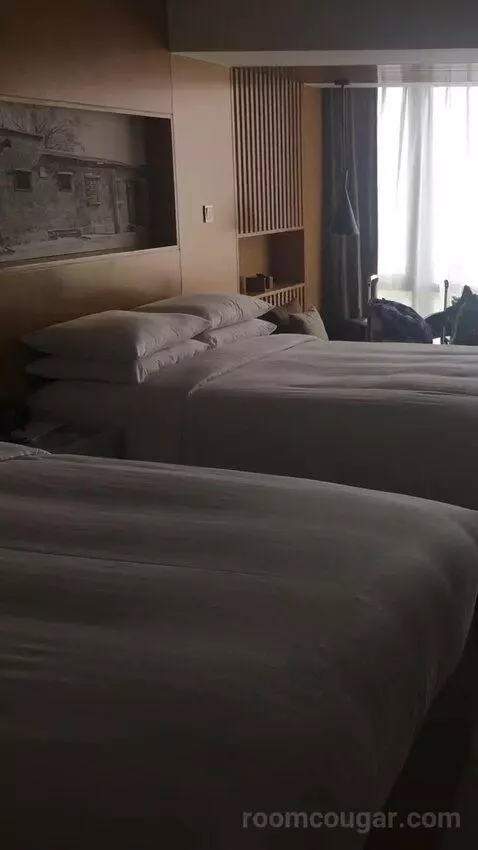 2 Double Beds, Guest Room bed picture #9