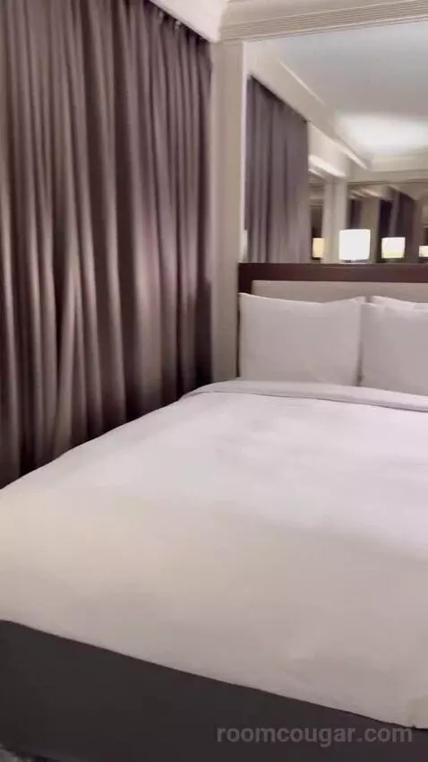 Guest Room, 2 Double, City View bed picture #2