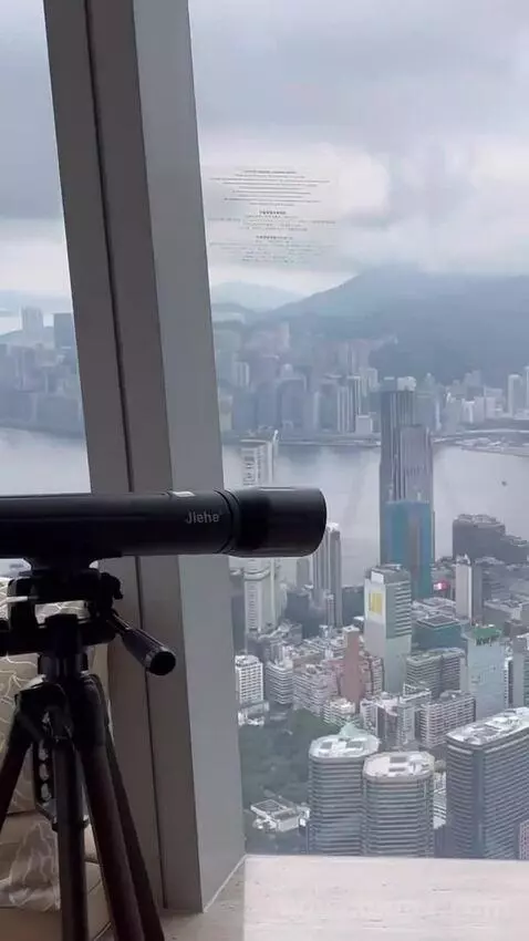 Deluxe Victoria Harbour Suite with King Bed, Club Lounge Access (#109-16) view picture #10