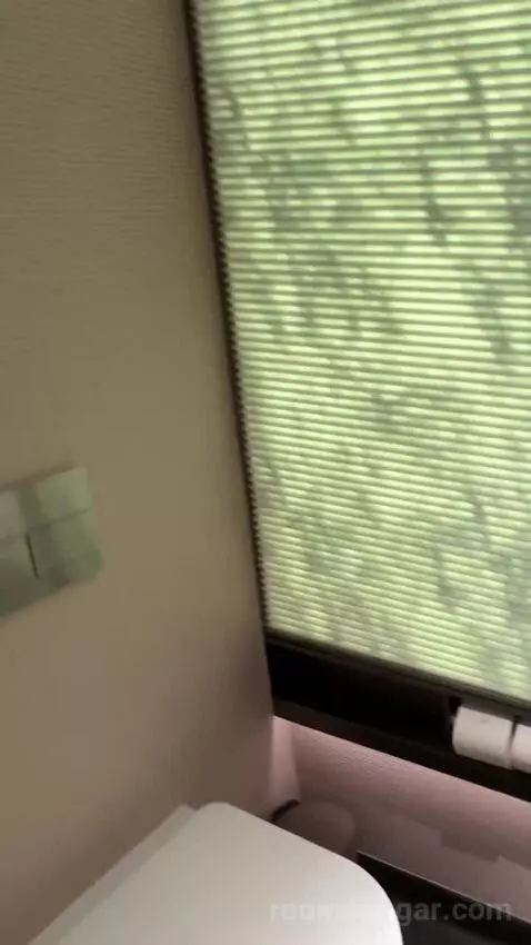 1 King Corner Suite with Sea View - Regent Club Access bathroom picture #12
