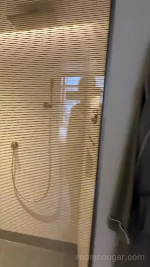 1 Super King Studio Suite Kowloon View bathroom picture #8