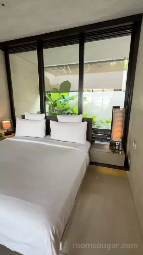 Panoramic One Bedroom Pool Villa bed picture #3