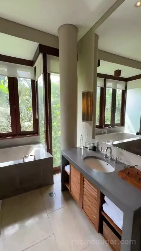 Forest Villa (#504) bathroom picture #9