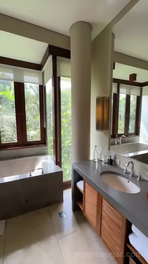 Forest Villa (#504) bathroom picture #11