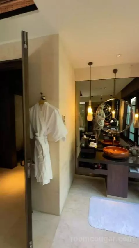 Riverfront Pool Villa, 1 Bedroom Villa, 1 King, Riverfront (#15) bathroom picture #9