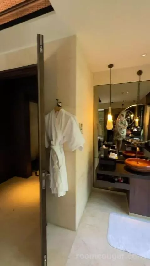 Riverfront Pool Villa, 1 Bedroom Villa, 1 King, Riverfront (#15) bathroom picture #10