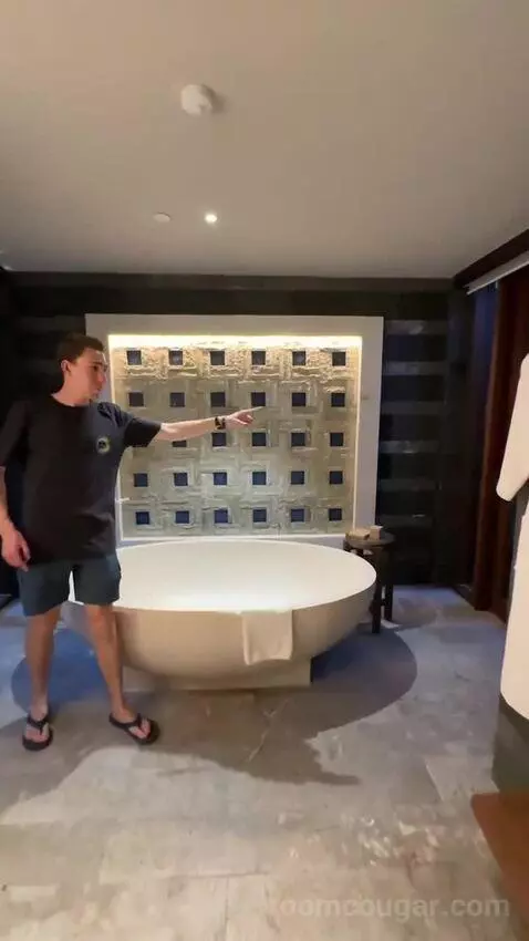 Garden Pool Villa with 2 Twin Beds bathroom picture #12