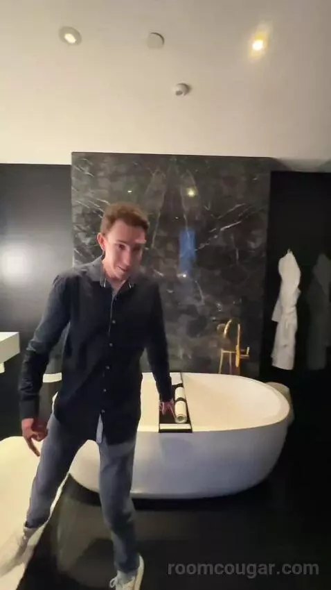 Park Suite Monas View bathroom picture #7