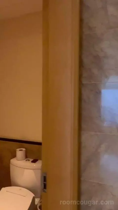 Club Deluxe Suite with a King Bed and Marina Bay View bathroom picture #10