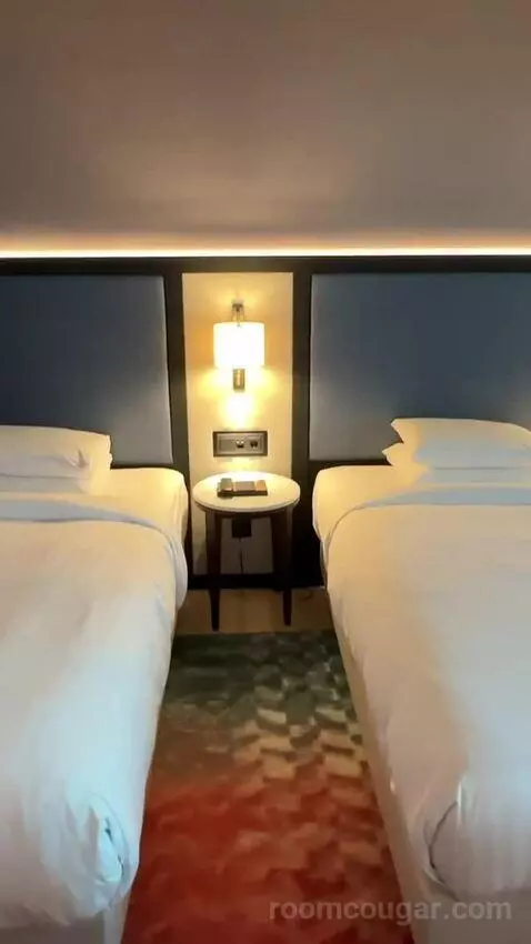 Premium Room, Guest Room, 2 Twin, Upper Floor bed picture #9