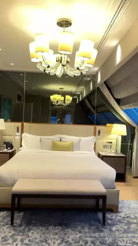 Royal Suite, Club Lounge Access, 1 Bedroom Suite, 1 King bed picture #6