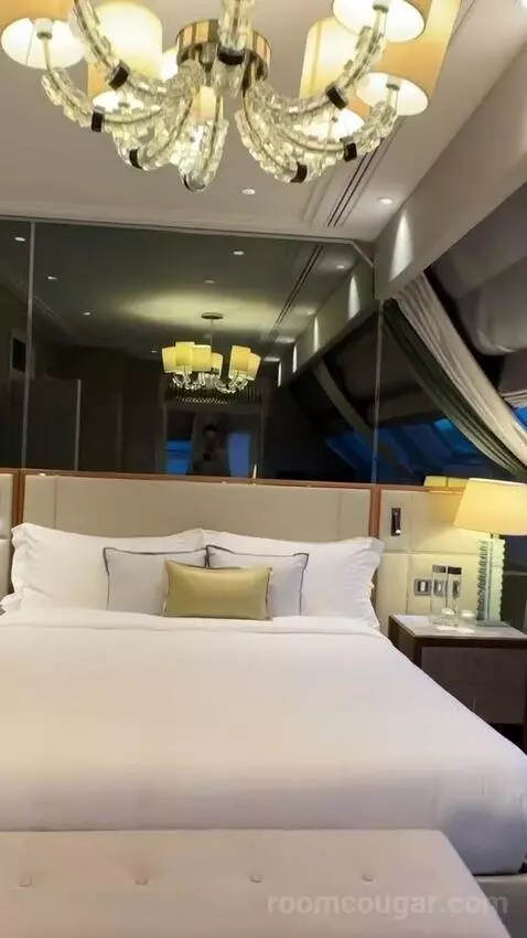 Royal Suite, Club Lounge Access, 1 Bedroom Suite, 1 King bed picture #7